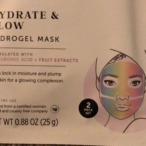 **FREE** Modern Expressions Mask - Hydrate & Glow - Picture 7 of 8